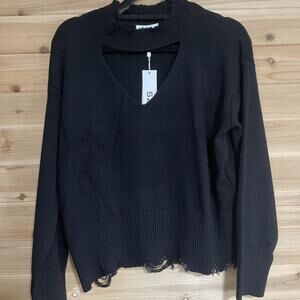 Black 525 Cut Out Neck